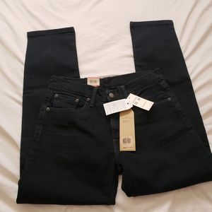 Black Levi jeans